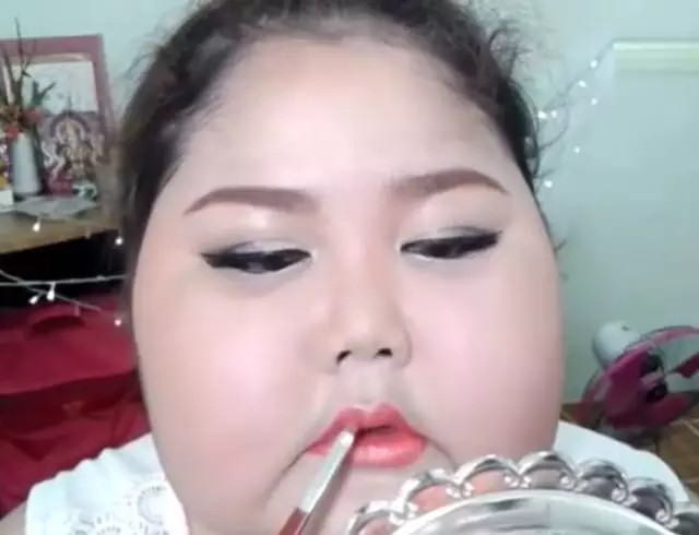 臉胖怎么化妝好看？臉大怎么化妝好看