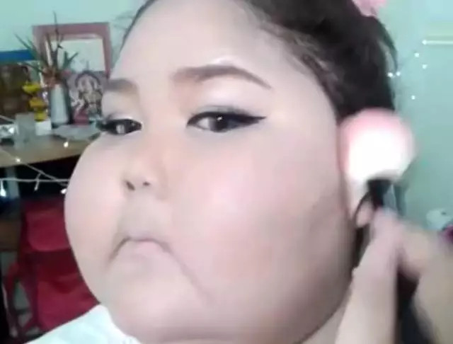 臉胖怎么化妝好看？臉大怎么化妝好看