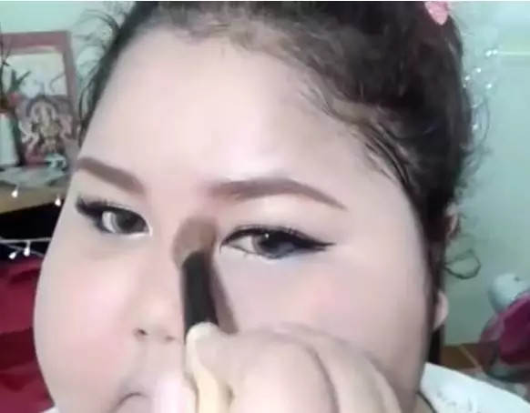 臉胖怎么化妝好看？臉大怎么化妝好看