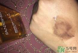 凡茜白茶卸妝油怎么用？凡茜卸妝油使用方法