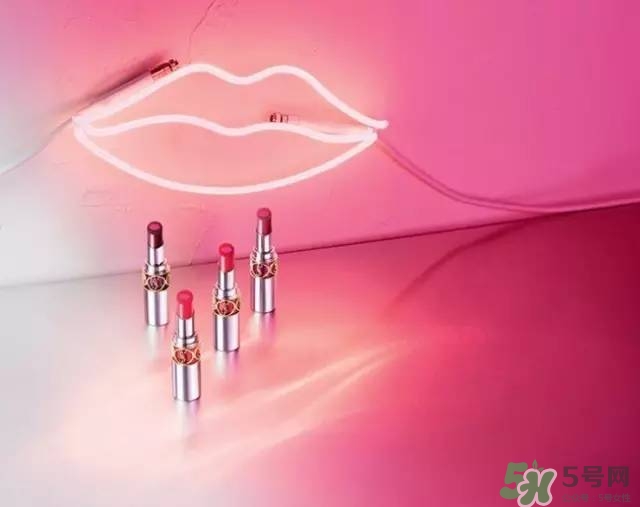 ysl2017銀色圓管口紅多少錢？ysl2017夾心銀色圓管口紅價格