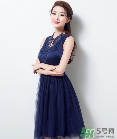 年會(huì)要穿禮服嗎？年會(huì)禮服搭配