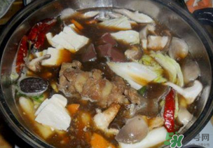 羊蝎子火鍋好吃嗎？羊蝎子火鍋涮什么好吃？