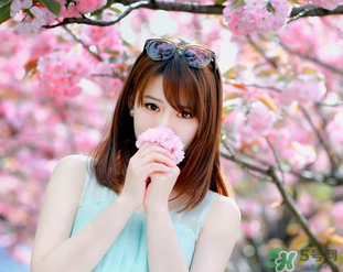 重瞼術(shù)是什么？重瞼術(shù)是永久的嗎？