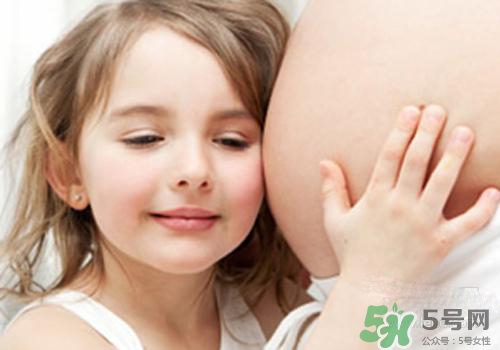 一胎剖腹產(chǎn)二胎會(huì)提前生嗎？一胎剖腹產(chǎn)對(duì)二胎的影響