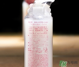 菊正宗化妝水適合什么膚質？菊正宗化妝水對皮膚的刺激性大嗎？