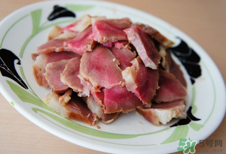 腌咸肉一斤肉放多少鹽？腌咸肉一斤肉放鹽比例
