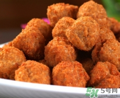 一顆肉丸子的熱量是多少？哪種做法的肉丸子熱量最低？