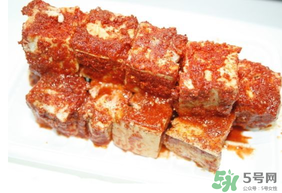霉豆腐發(fā)霉了還能吃嗎？霉豆腐發(fā)霉有幾種顏色？