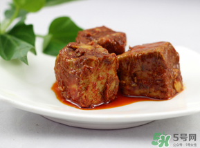 霉豆腐發(fā)霉了還能吃嗎？霉豆腐發(fā)霉有幾種顏色？