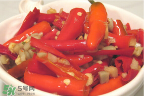 腌辣椒怎么保存時(shí)間長(zhǎng)？腌辣椒可以放冰箱嗎？