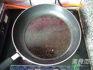 肉丸子可以用面粉嗎？肉丸子用什么粉？