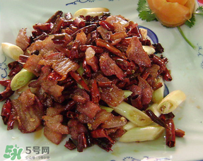 腌肉要洗嗎？腌肉怎么洗不咸？