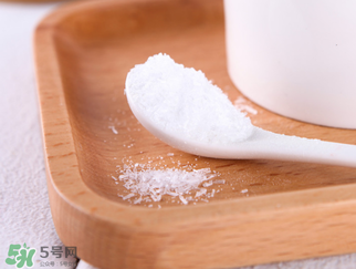 腌肉可以放味精嗎？腌肉時(shí)放味精好嗎？