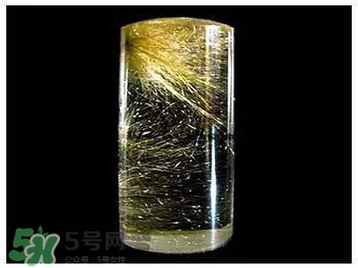 施華洛世奇是什么材質？施華洛世奇是真水晶嗎？