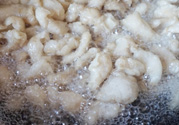 熬豬油為什么要加水？熬豬油水放多了怎么辦？