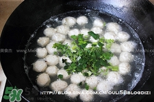 魚丸用什么粉？魚丸用面粉還是淀粉？