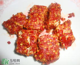 霉豆腐長紅霉還能吃嗎？霉豆腐為什么會長紅霉？