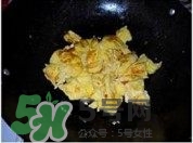 魚丸和雞蛋可以一起吃嗎？魚丸和雞蛋能不能同時(shí)吃？