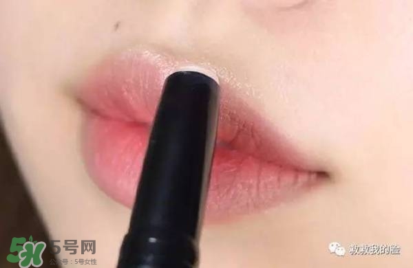 金高銀妝容怎么化？金高銀仿妝
