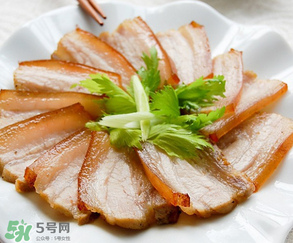 腌肉怎么做好吃？腌肉炒什么菜好吃？