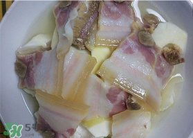 腌肉怎么做好吃？腌肉炒什么菜好吃？