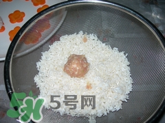 珍珠丸子蒸多長時間？珍珠丸子要蒸多久？