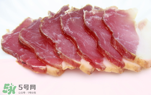 臘肉有哈喇味還能吃嗎？臘肉有哈喇味如何除去？