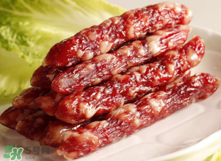 臘腸有亞硝酸鹽嗎？香腸有亞硝酸鹽嗎？