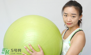 怎么減肥胸部不會(huì)變??？減肥不減胸的最好辦法