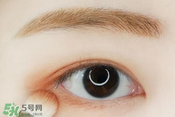 李圣經(jīng)妝容怎么化？李圣經(jīng)仿妝教程