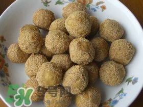 豆腐丸子散了怎么辦？豆腐丸子怎么做不散？