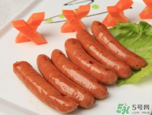 香腸過期了還能吃嗎？香腸過期一個月能吃嗎？