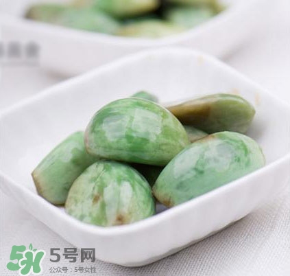 臘八蒜為什么是綠色的？臘八蒜怎么變綠？