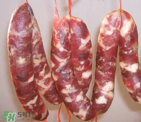 香腸什么時(shí)候扎孔？香腸扎孔技巧
