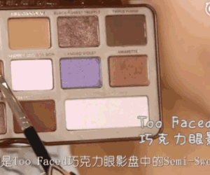 反咬唇妝怎么畫？反咬唇妝畫法圖解