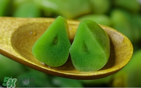 臘八蒜可以曬太陽嗎？臘八蒜是避光還是暴曬？