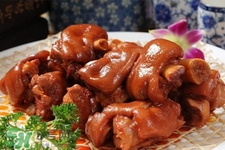 高壓鍋鹵豬蹄要多久？高壓鍋鹵豬蹄要多長(zhǎng)時(shí)間？