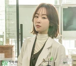 徐玄振妝容怎么化？徐玄振仿妝教程