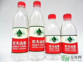 農(nóng)夫山泉和怡寶哪個好？農(nóng)夫山泉好還是怡寶好？
