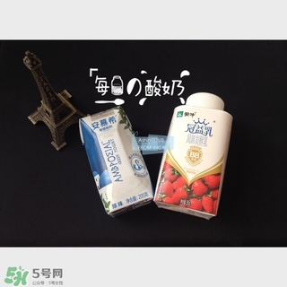 純甄和安慕希哪個好？純甄和安慕希酸奶哪個好喝？