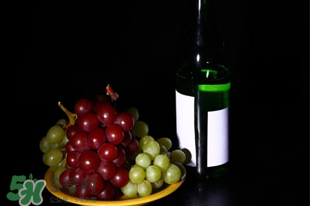 乙肝患者能喝紅酒嗎？喝紅酒對乙肝有影響嗎？