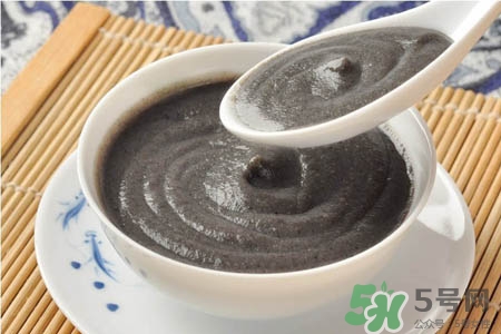 芝麻糊上火嗎？吃黑芝麻糊會(huì)上火嗎？