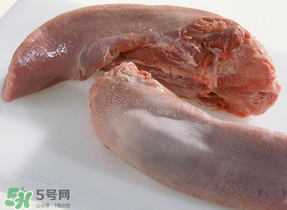 豬舌頭怎么腌制？腌豬舌頭要多久？