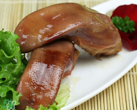 豬舌頭怎么腌制？腌豬舌頭要多久？