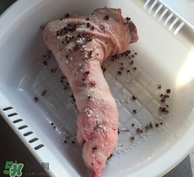 豬腿臘肉怎么腌制？臘豬腿的腌制方法