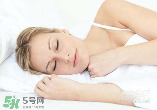 孕婦可以經(jīng)常摸肚子嗎？孕婦經(jīng)常摸肚子會(huì)怎樣？