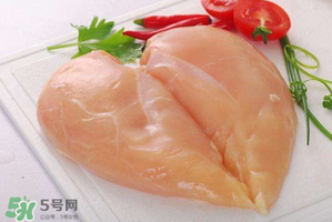 雞胸肉煮多久能熟？雞胸肉怎么煮比較嫩？
