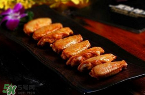 微波爐烤雞翅要幾分鐘？用微波爐烤雞翅的方法步驟