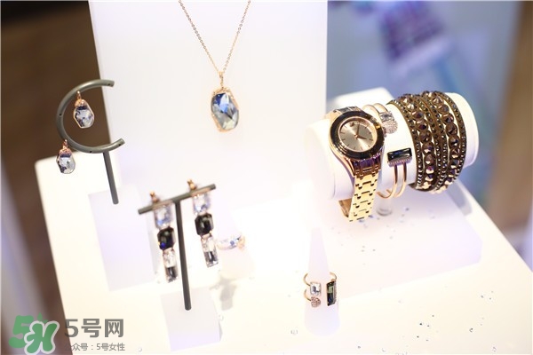 施華洛世奇2017春夏新款有哪些？施華洛世奇2017春夏新款多少錢？